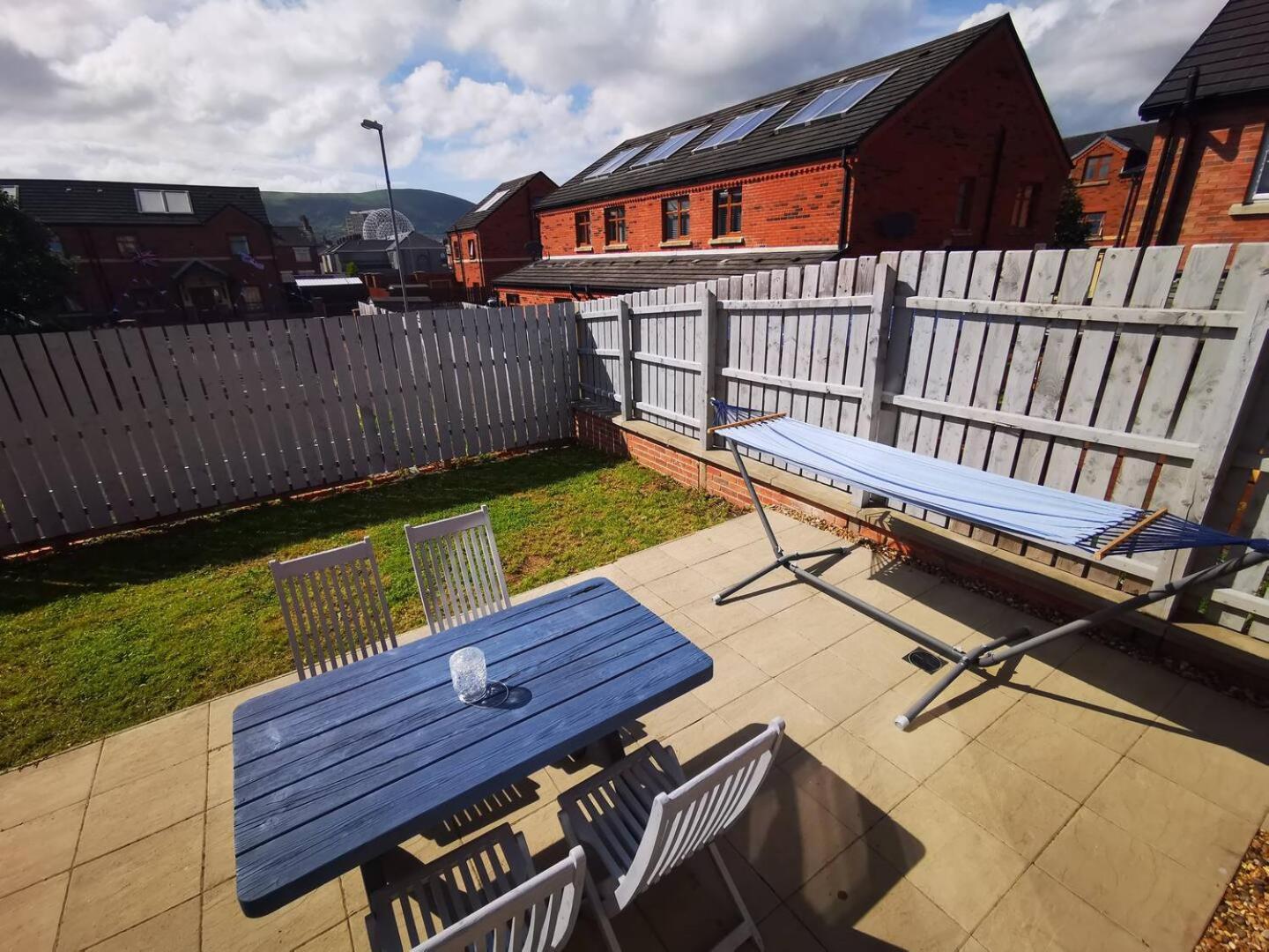 3Br Cosy Modern Stay Belfast Exterior foto